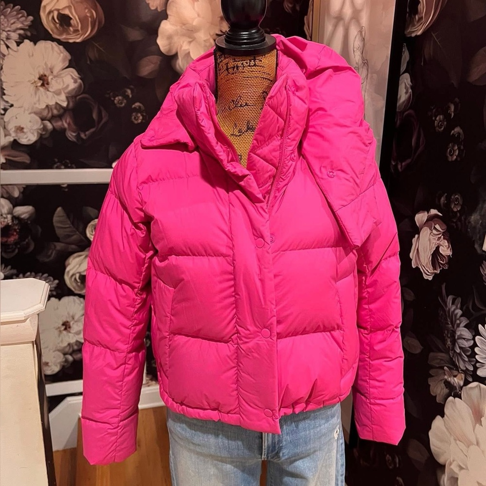 LULULEMON JACKET